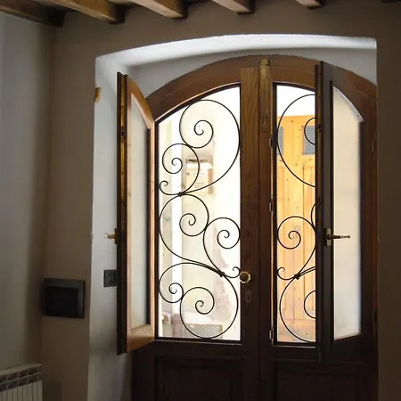 Apartment La Ginestra *